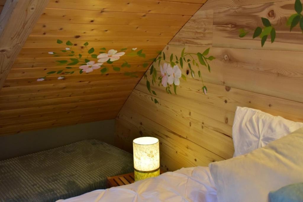 Au-Dela Des Nuages, Maison D'Hotes Insolite & Spa Aubessagne Екстериор снимка