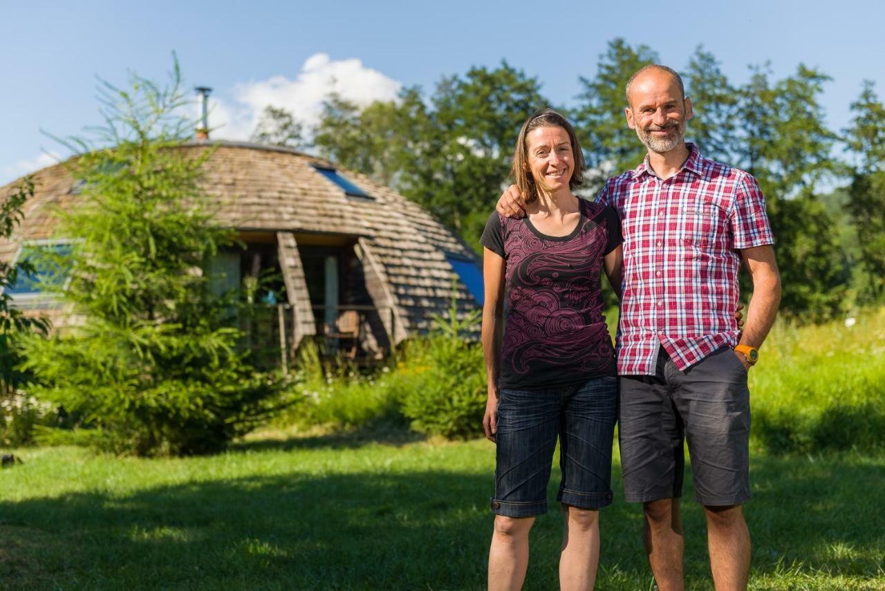 Au-Dela Des Nuages, Maison D'Hotes Insolite & Spa Aubessagne Екстериор снимка