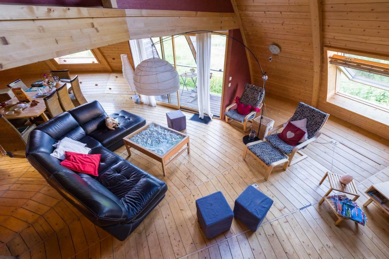 Au-Dela Des Nuages, Maison D'Hotes Insolite & Spa Aubessagne Екстериор снимка